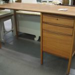 524 6119 WRITING DESK